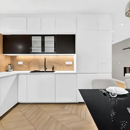 Apartman Designer Flagship For 6 - By Presidential Palace